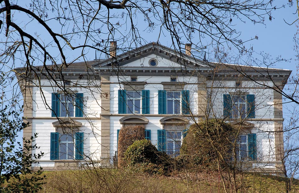 «Jenny-Schloss»: Herrschaftshaus mit reicher Architectur, auf’s bequemste eingerichtet